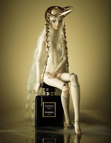 MAGAZINE | In The Mood For Fantasy, l'editoriale beauty di  Vogue  Japan con le bambole di  Marina Bychkova