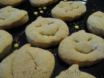 Biscotti di Halloween, arancia, miele e cannella