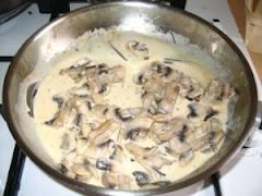 Sfogliatine formaggio e funghi