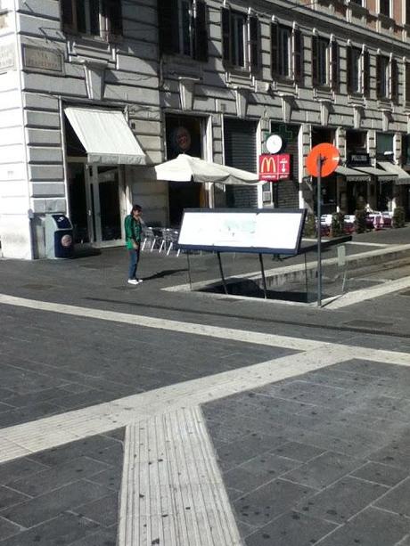 Guardare come sta messo Piazza Flaminio e provare orrore sapendo che non si tratta di fotomontaggi