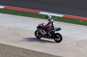 Superbike 2013: Ducati conferma il rinnovo del contratto con Carlos Checa