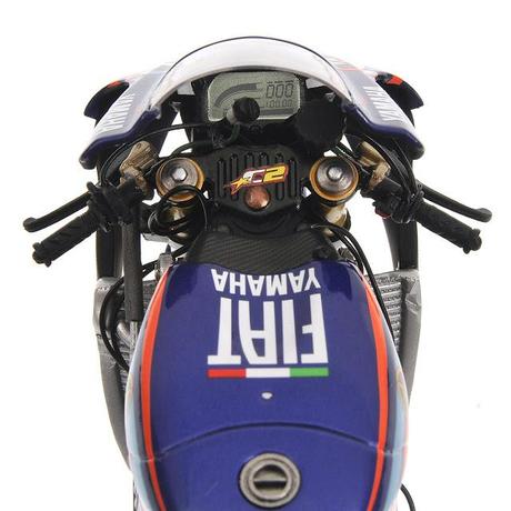 Yamaha YZR-M1 C.Edwards Laguna Seca 2007 - Exclusive Danhausen L.E. 550 pcs. by Minichamps