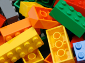Natale: boom mattoncini Lego