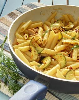 PENNE RIGATE POLLO E ZUCCHINE