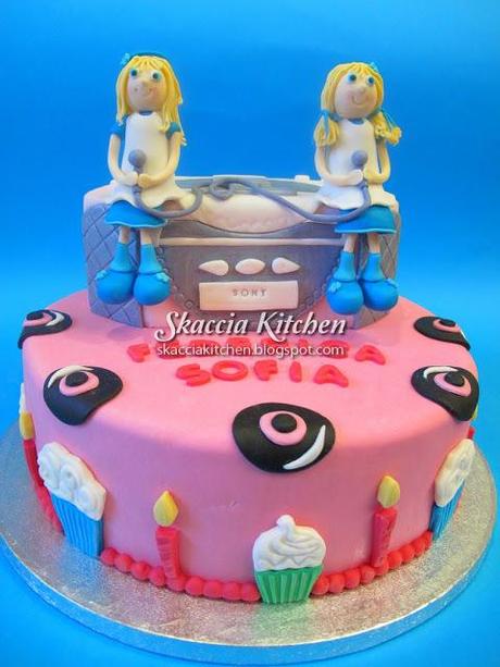 Baby Music Cake