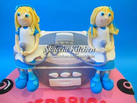 Baby Music Cake