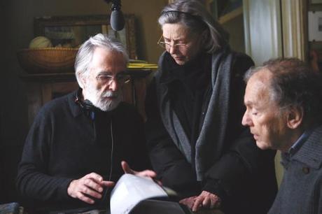 Michael Haneke, Emmanuelle Riva e Jean-Louis Trintignant una immagine di Michael Haneke Emmanuelle Riva e Jean Louis Trintignant 620x413 su Amour: la Cura, la Dignità, la Scelta