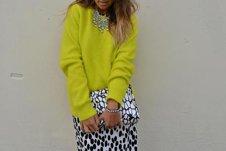 NEON pullover