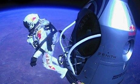Felix Baumgartner, il lancio dallo spazio oltre la velocità del suono