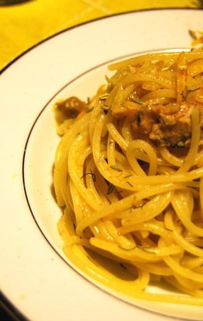 Spaghetti risottati arancia, tonno e finocchietto