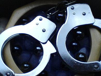 Grugliasco Gambizza un uomo davanti al bar Arrestato