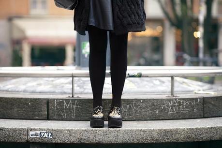 smilingischic, dettagli outfit, creeepers nere e maculate, oasap Military Trend: total black!