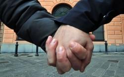 «Aggrediti in centro perché gay» «Aggrediti in centro perché gay»