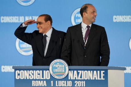 #Berlusconi sta rottamando Alfano e il PDL