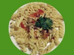 Fusilli con patate e pinoli