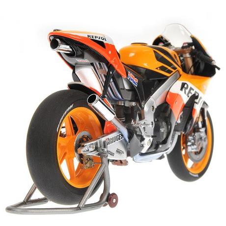 Honda RC 212V D.Pedrosa 2009 - Exclusive Danhausen L.E. 750 pcs. by Minichamps