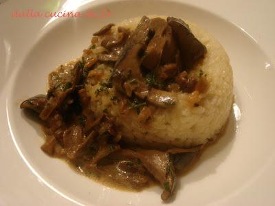 Anelli di risotto con funghi cardoncelli