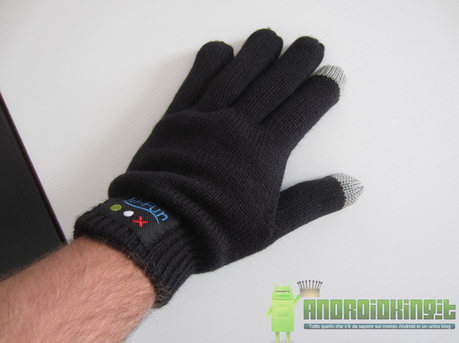 Recensione hi-Call:i guanti che si trasformano in cornetta all’istante | AndroidKing.it