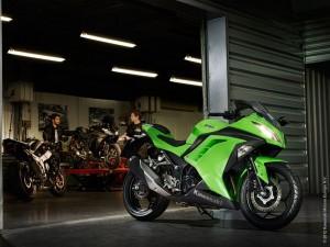 La nuovissima Ninja 300, una potenza tale da eclissare tutti gli altri propulsori della categoria