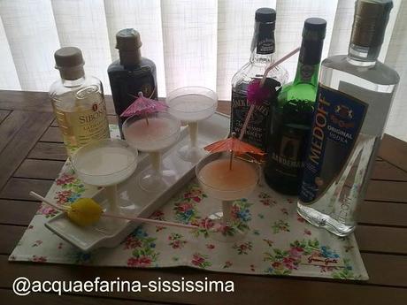 cocktail di sorbetto al limone e vodka