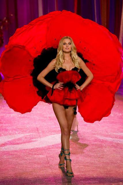 Victoria Secrets Fashion Show 2012