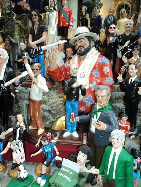 Nuovi personaggi nel presepe Napoletano