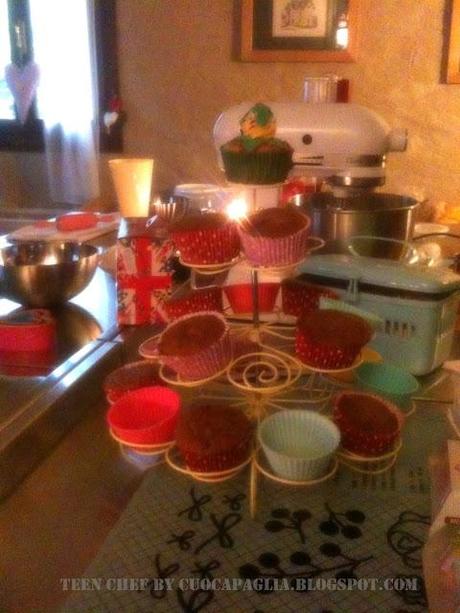 TEEN CHEF AND THE AMAZING CUPCAKES