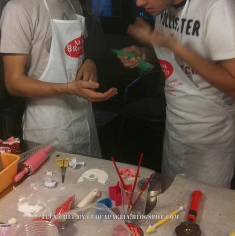 TEEN CHEF AND THE AMAZING CUPCAKES