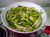 Tortiglioni con puntarelle e burrata