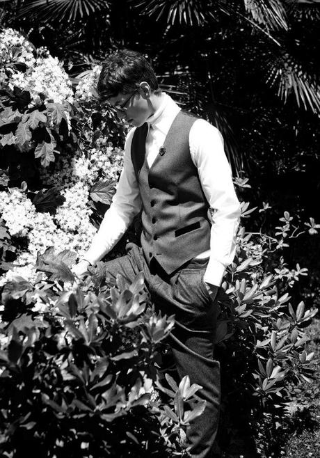 SIMONE NOBILI BY CRISTINA CAPUCCI ESSENTIAL HOMME EDITORIAL