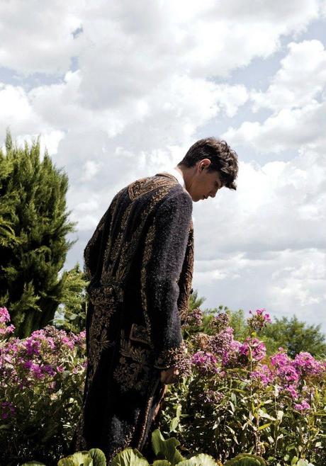 SIMONE NOBILI BY CRISTINA CAPUCCI ESSENTIAL HOMME EDITORIAL