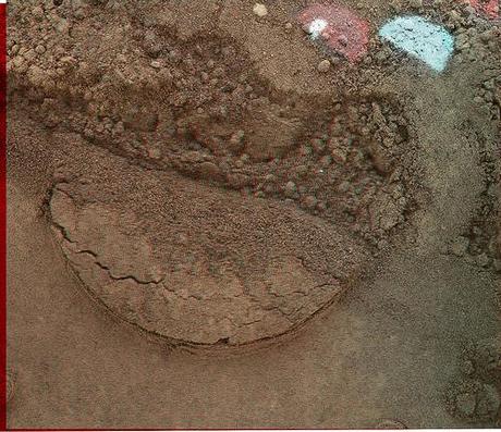 CURIOSITY sol 89 MAHLI anaglyph 