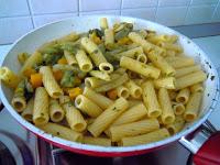 Tortiglioni con puntarelle e burrata