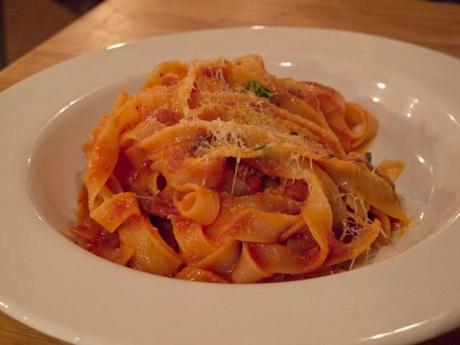 Pasta ragù