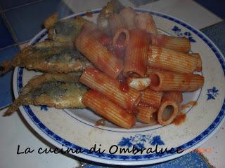 Rigatoni al pomodoro con sarde