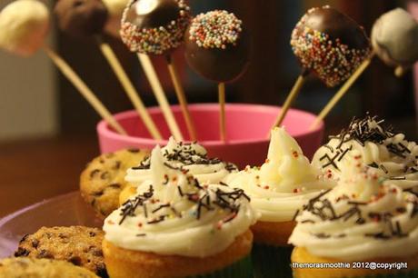 cookies, cupcake, cake pops