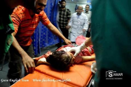 Israele bombarda: inferno nella Striscia di Gaza
