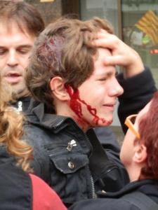 Sciopero europeo, picchiato in Spagna anche un bambino di dieci anni. In Italia la polizia reprime con la forza i cortei contro l’Europa dei benestanti e delle banche