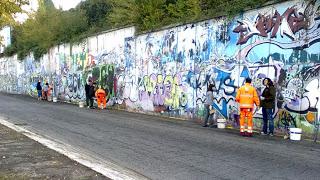 ECCO LE FOTO DEL CLEAN-UP! GIOVANI DELLE SCUOLE E VOLONTARI IMPEGNATI NELLA LOTTA AL DEGRADO! E IL 24 NOVEMBRE UN APPUNTAMENTO DA NON PERDERE...