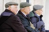 Anziani, crescita costante «Servono servizi adeguati»