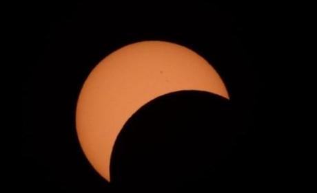 Le foto dell’eclisse solare del 13-14 novembre 2012