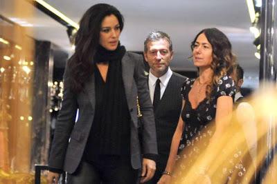 Shopping al buio per le vip: Monica Bellucci da Dolce & Gabbana