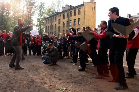 Ci si voleva lamentare. Quando le proteste diventano arte.