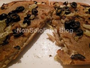 FOCACCIA DI FARRO CON OLIVE E CIPOLLE …senza lievito