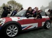 Mini. Ecco foto video record.