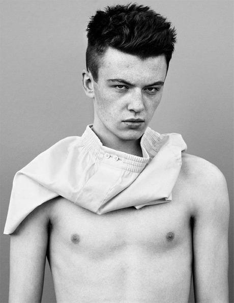 AINGERU ZORITA FUCKING YOUNG BROTHERS IN ARMS JAKE SHORTALL