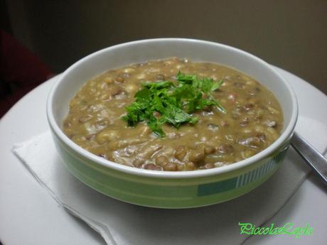 Zuppa di Orzo e Legumi ai Porcini