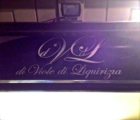 Di Viole Di Liquirizia | a delicious tearoom in Milan between Paris and New York City