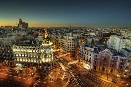101 paranoie, molti piú fogli, e altrettante cose da fare a Madrid.