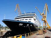 Rinnovata Azamara Quest, oggi nuovi spazi bordo scafo “Azamara Blue”